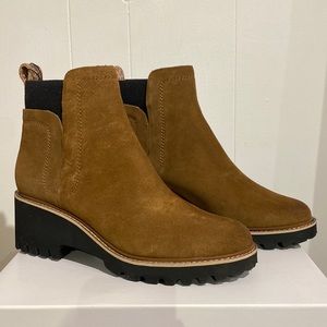 NIB Dolce Vita Huey H20 boot.  size 10